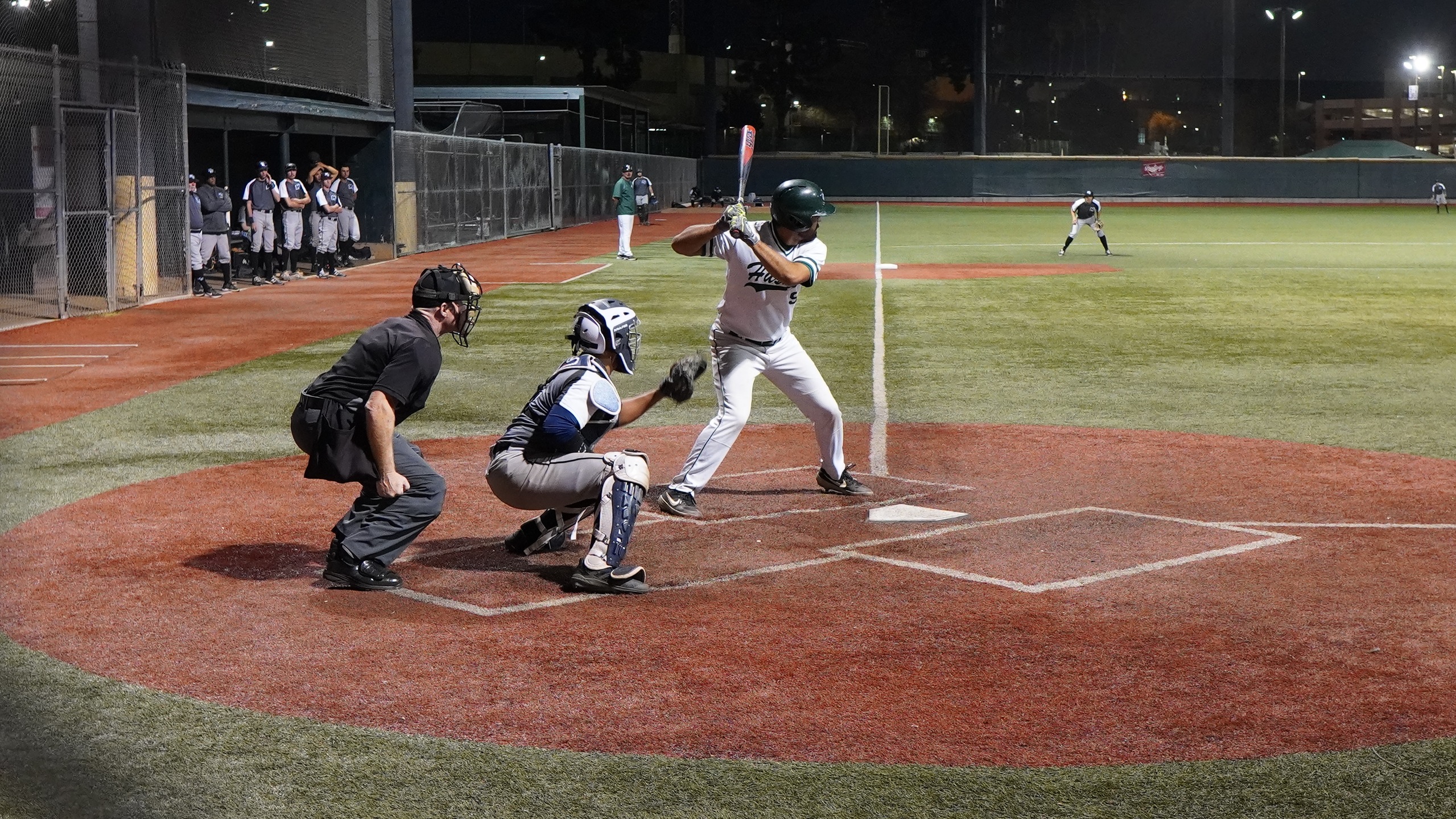 Baseball Week Roundup: Huskies End Winless Start, Go 3-0