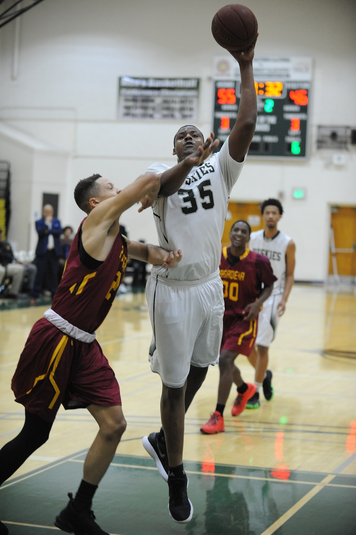 East Los Angeles College forward Solomon Hunt puts up a shot in the Huskie&rsquo;s victory over Pasadena. Photo by Mario Villegas