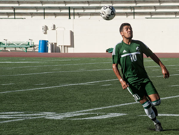 Men's soccer loses first SCC game