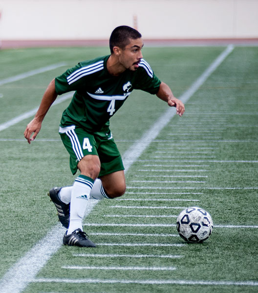 Men's Soccer defeats Pasadena 3-1