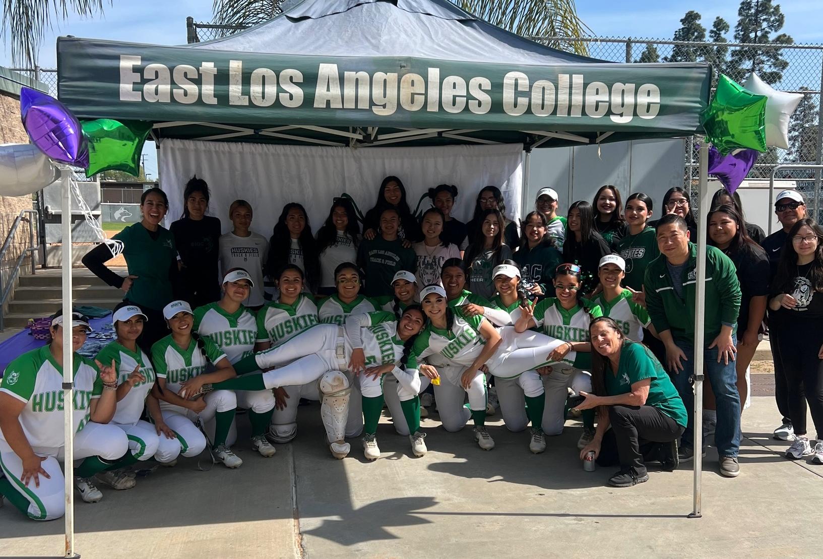 Lively Bats, Priebe No-Hitter Powers Huskies' Mercy Shutout of Rio Hondo