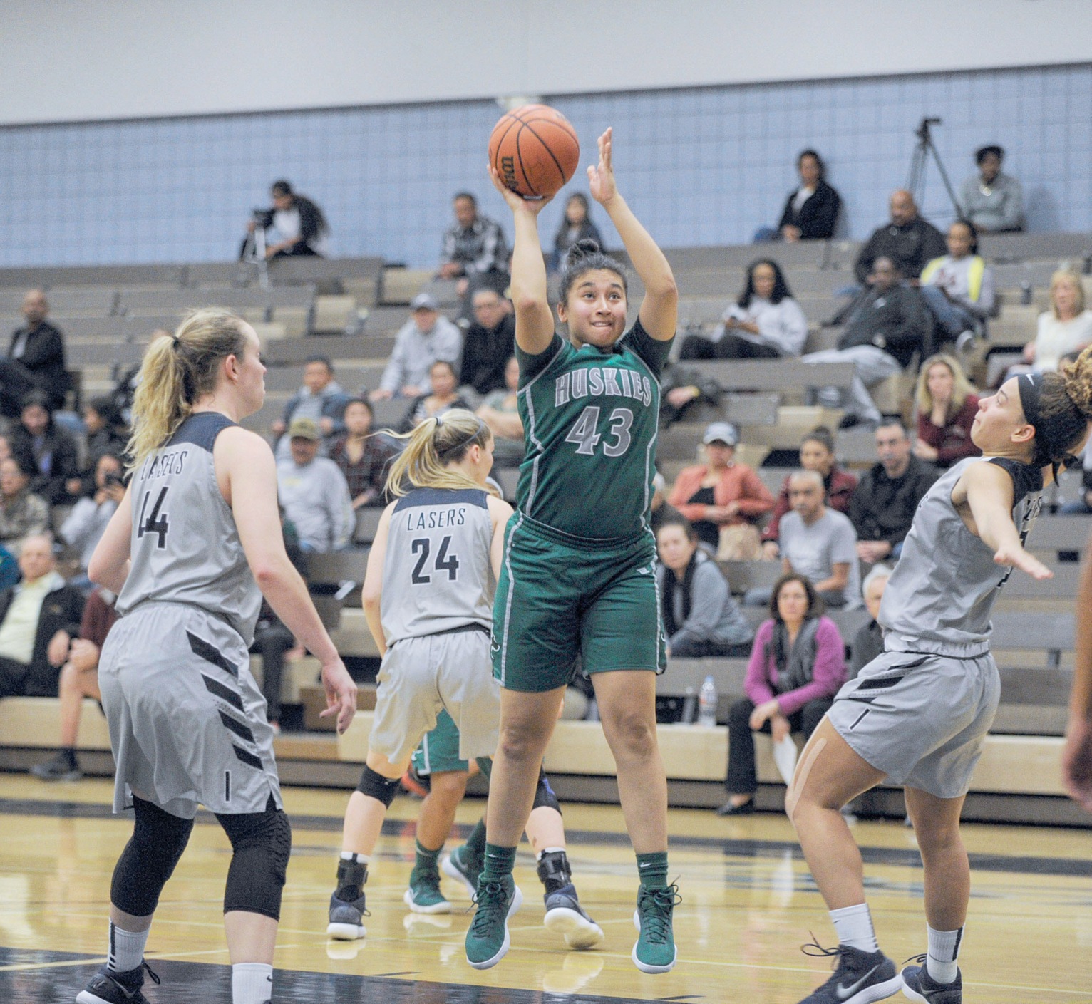 East Los Angeles College forward Monica Garcia, ends her Husky career with 15 points, 9 rebounds, 4 assists, two steals and a blocked shot in a playoff loss to Irvine Valley College. (Photo by Tadzio Garcia)