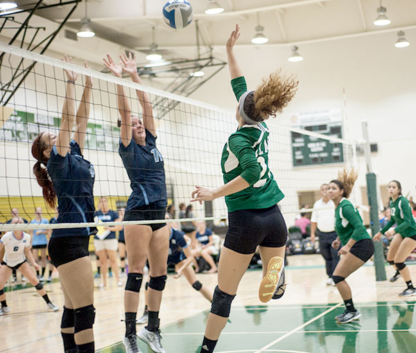 Huskies fall to Cal Lutheran JV in four sets at home